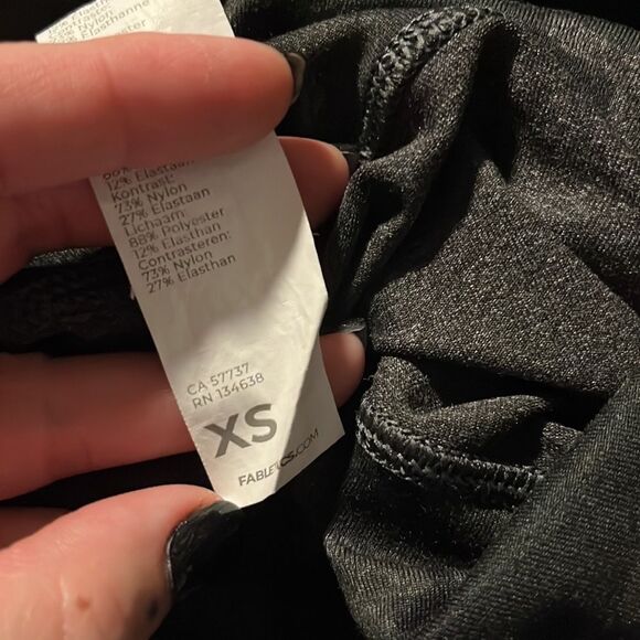 Fabletics Camo Leggings & Bra Bundle - Picture 14 of 15